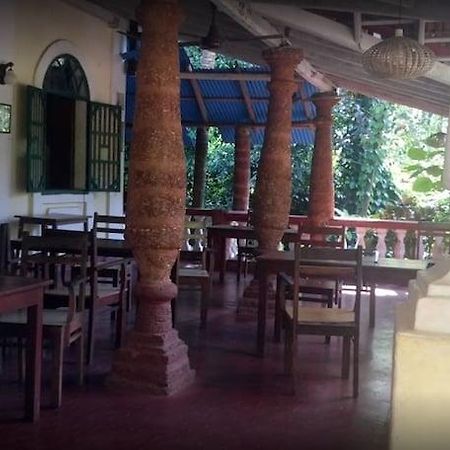Astoria Hotel Parra Buitenkant foto