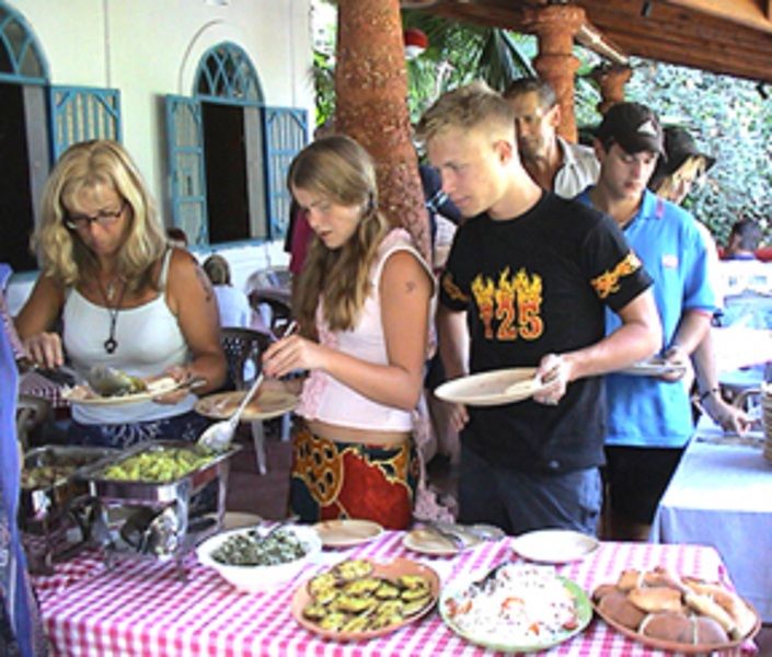 Astoria Hotel Parra Buitenkant foto